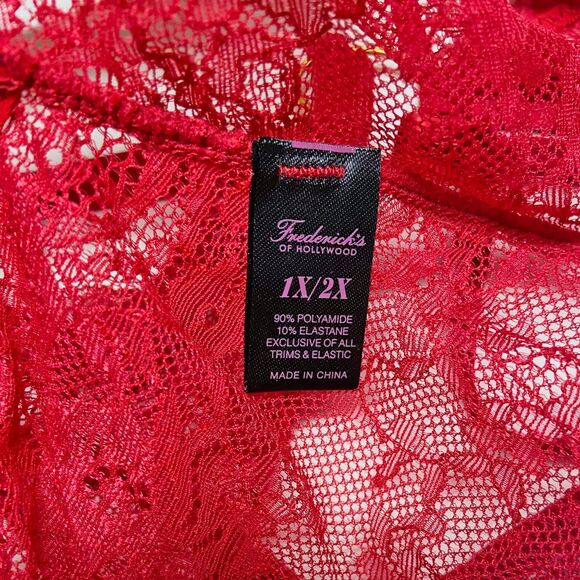 Frederick's of Hollywood Lover Bra & Panty Set Size 1X/2X Red Lace Hearts NEW - Picture 8 of 9